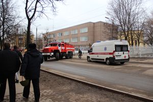 В Великих Луках «захватили заложников» (фото)