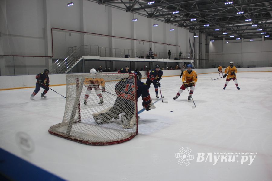 ХК «Луки-Экспресс» обошла псковскую «Гвардию» по буллитам (ФОТО)