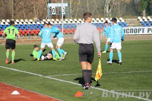 Футбольный матч «Луки-Энергия» — «Карелия» (фото)