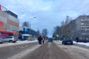 В Великих Луках ведутся ремонтные работы (ФОТО)