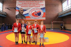 Церемония награждения открытого первенства города по самбо на призы мастера спорта СССР Марковского Геннадия Петровича (ФОТО)