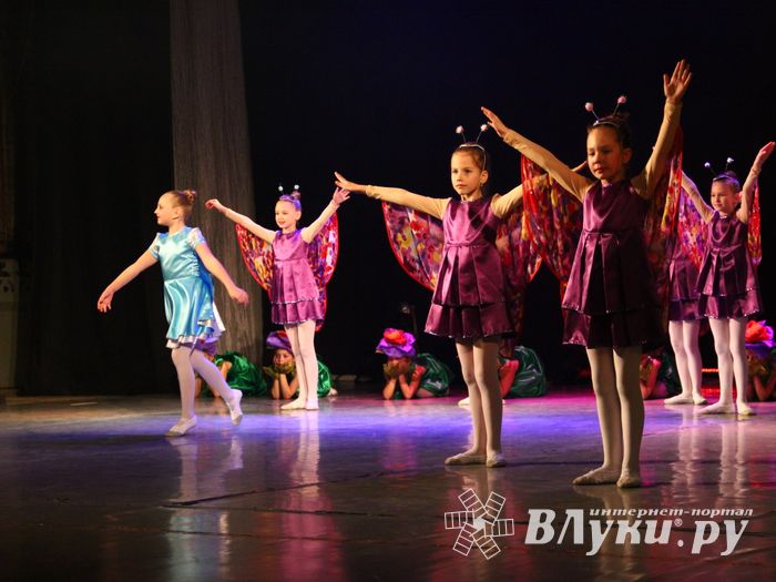 В ГДК им. Ленина прошёл концерт ко Дню матери (ФОТО)