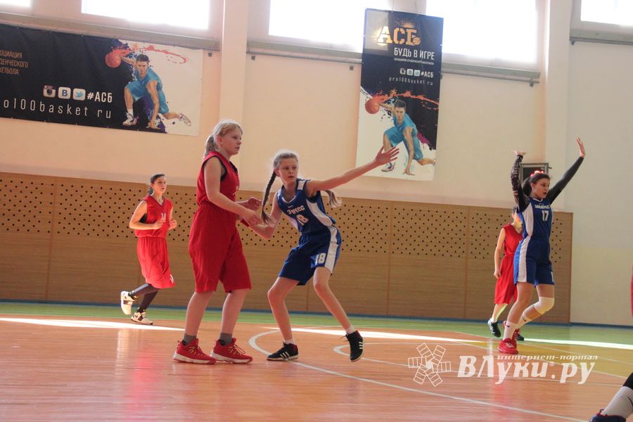 Великолучанки стали победителями областной Спартакиады по баскетболу (ФОТО)