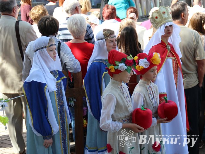 Празднование 850-летия началось в храмах Великих Лук (ФОТО)