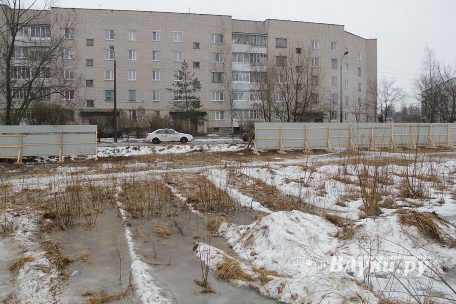  Началось строительство физкультурно-оздоровительного комплекса в Великих Луках (ФОТО)