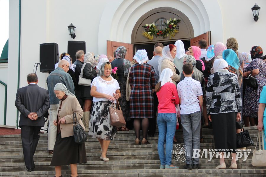 Освящение Храма святителя Тихона, Патриарха Всероссийского, святых Новомучеников и Исповедников Российских (ФОТО)