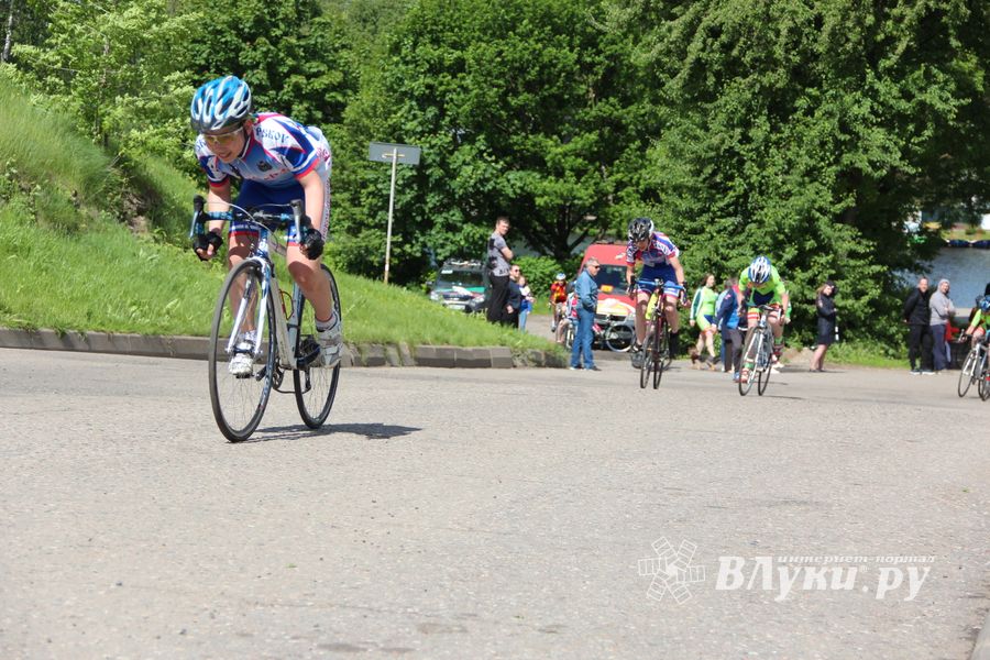 В Великих Луках прошли Всероссийские соревнования по велосипедному спорту (ФОТО)