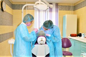 В клинике «Денталюкс» — февральские скидки (ФОТО)