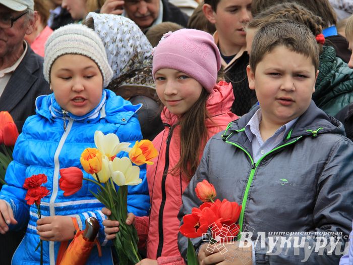 В Великих Луках почтили память погибших в Великой Отечественной войне