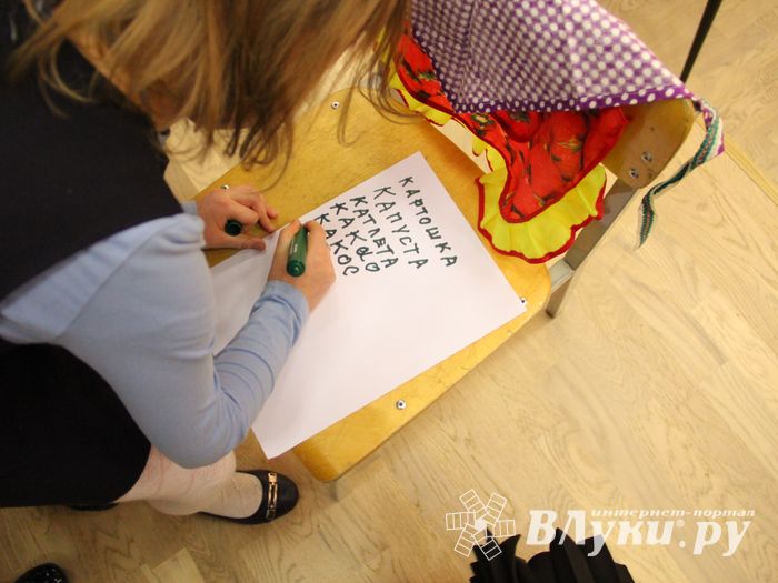 В школе №13 прошёл конкурс «А ну-ка, девочки!» (ФОТО)