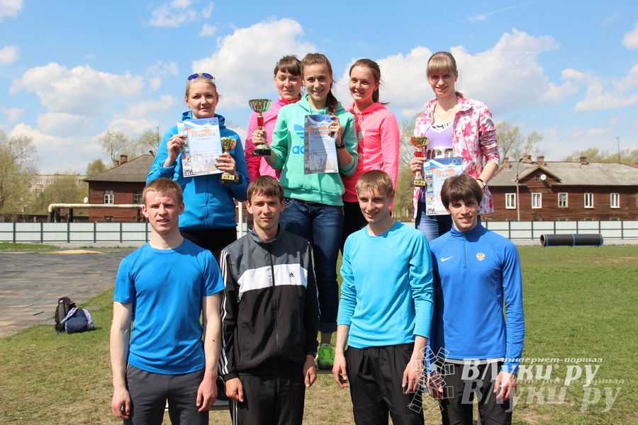 В Великих Луках завершилась Шестая областная Спартакиада среди ВУЗов и УСПО по легкой атлетике (фото)