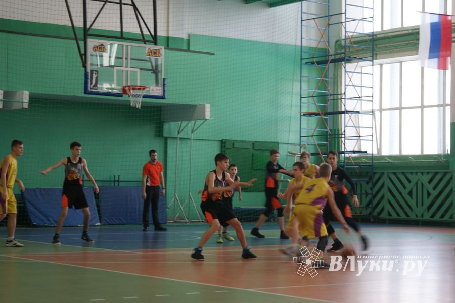 Великолучане завоевали бронзу на Международном турнире по баскетболу (ФОТО)