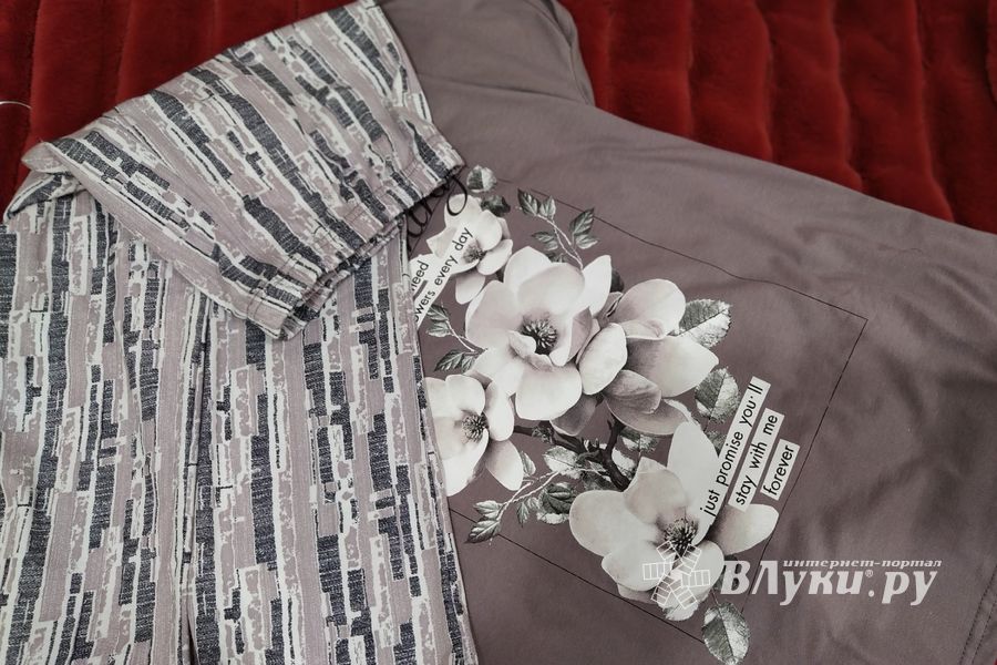 Кот Барон приготовил подарки для женщин