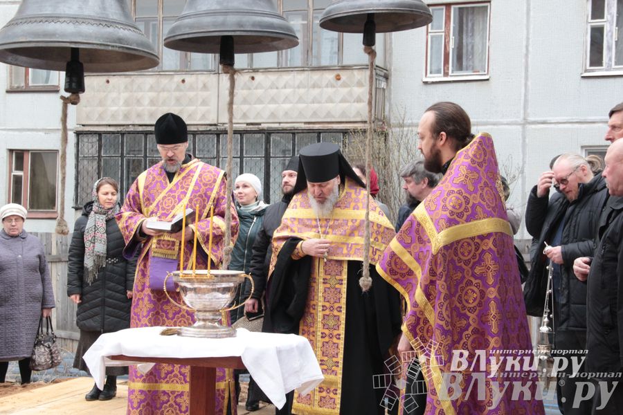 Освящение колоколов храма святителя Тихона