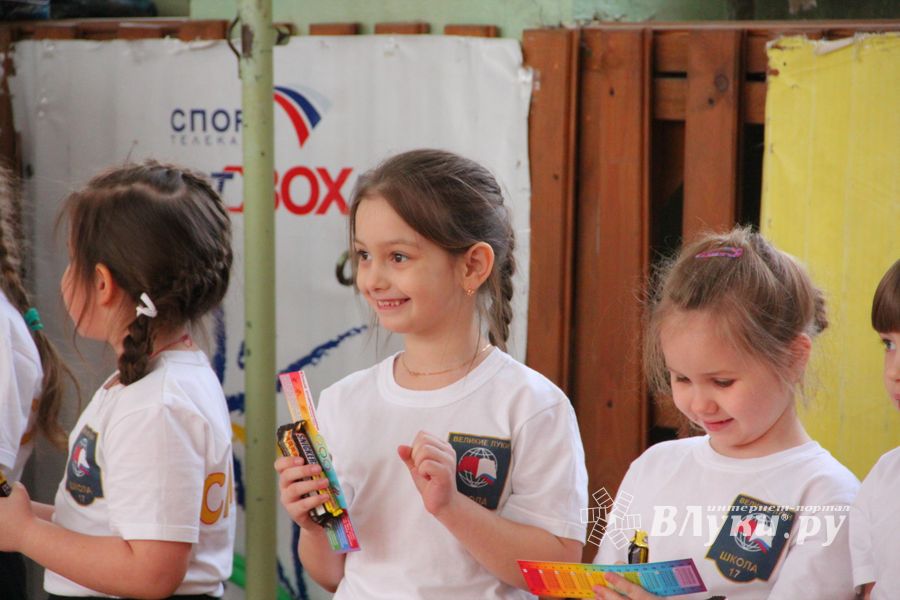 В Великих Луках стартовали спортивные соревнования среди дошколят «Юные олимпионики»