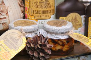 На ярмарке «Осень-2018» великолучане запаслись на зиму  «Столбушинскими продуктами» (ФОТО)