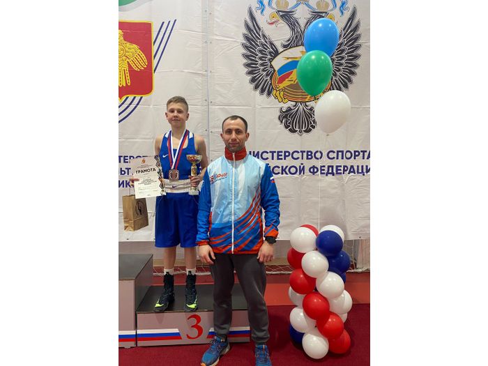 Великолучане привезли золото с Первенства СЗФО по боксу (ФОТО)