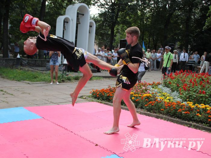 Показательные выступления клуба  «ШТОРМ»