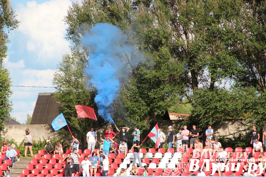 В Великих Луках состоялся матч «Луки-Энергия» — «Звезда» (Санкт-Петербург)