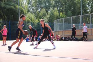 Спортивними мероприятиями отметили День физкультурника в Великих Луках (ФОТО)