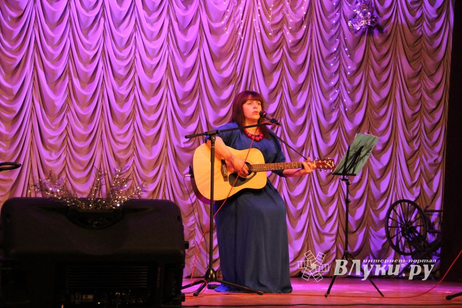 В Великих Луках состоялся праздничный концерт «В Светлый праздник Рождества» 