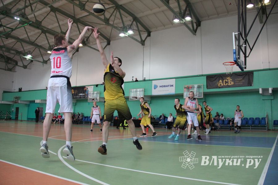 В Великих Луках прошли студенческие игры АСБ Лиги Белова (ФОТО)