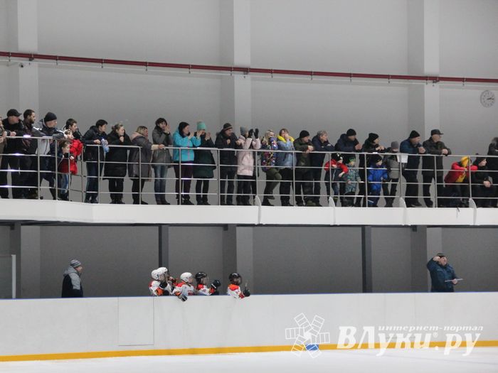 Товарищескике хоккейные игры между детскими командами прошли в Великих Луках (ФОТО)