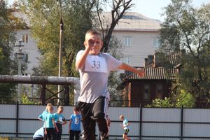 В Великих Луках проходят соревнования «Шиповка юных» (ФОТО)