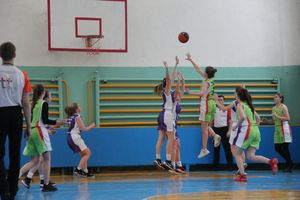 В Великих Луках прошёл дивизиональный этап лиги «КЭС-БАСКЕТ» (ФОТО)