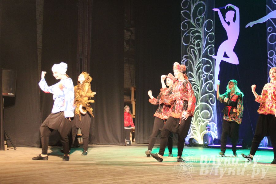 В доме культуры имени Ленина прошел концерт, посвященный Международному дню танца (фото)