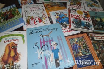 В городской детской библиотеке прошла акция «Дарите детям книги» (фото)