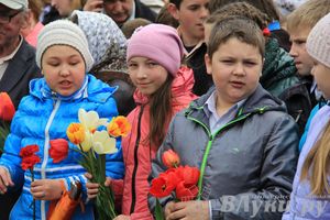 В Великих Луках почтили память погибших в Великой Отечественной войне