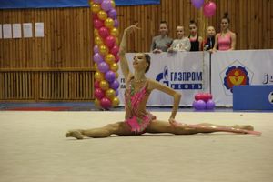 В Великих Луках завершился первый день соревнований Открытого Первенства города по художественной гимнастике (ФОТО) (0+))