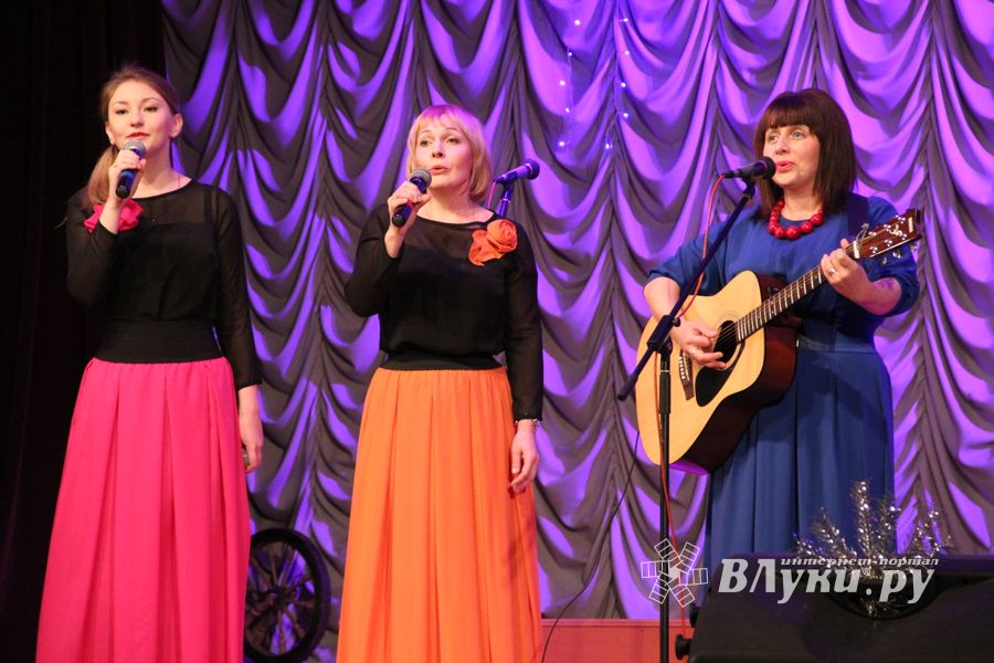 В Великих Луках состоялся праздничный концерт «В Светлый праздник Рождества» 