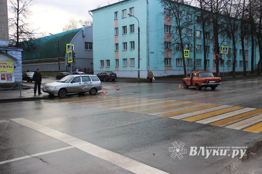 ДТП на перекрёстке Октябрьский-Первомайская (ФОТО)