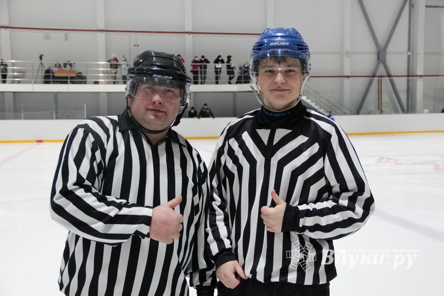 В Великих Луках прошел детский Открытый турнир по хоккею (ФОТО)