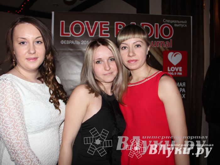 14 февраля в клубе «Хотэй» состоялось ежегодное шоу для влюбленных «Love Story»