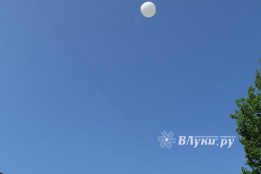 В Великих Луках прозвенели «Последние звонки»