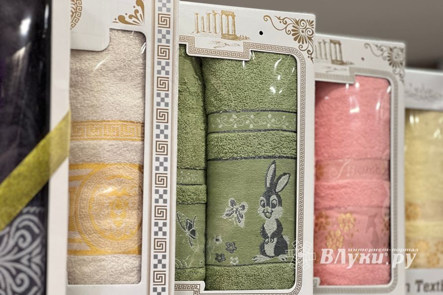 Где в Великих Луках купить подарки к Новому году (ФОТО)