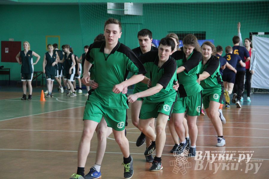 В Великих Луках прошли соревнования на Кубок Красного Креста