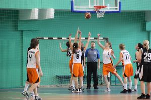 Баскетболистки ВГЛАФК стали чемпионками города