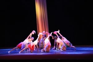 «Великолукская Веснянка» на сцене ДК ЛК