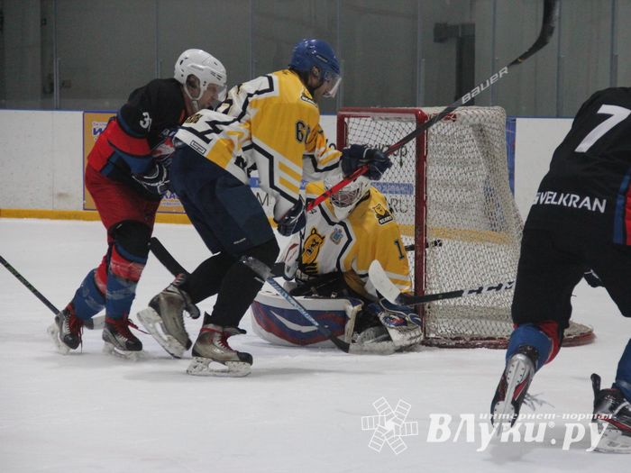 Матч в рамках Регионального Чемпионата НХЛ прошел в «Айсберге» (ФОТО)