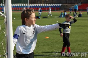 В Великих Луках прошел международный детский турнир по футболу «Наши надежды»