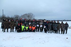 На Пореченском озере прошел Чемпионат города Великие Луки по ловле рыбы на блесну со льда (ФОТО)