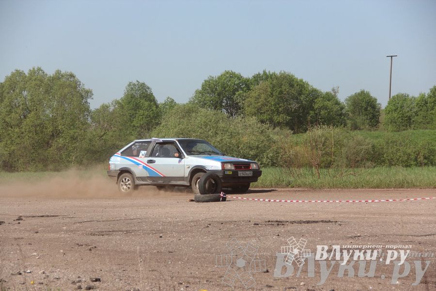 II Официальный этап Первенства г. Великие Луки — Новосокольники по Авто Спринт-слалому (фото)