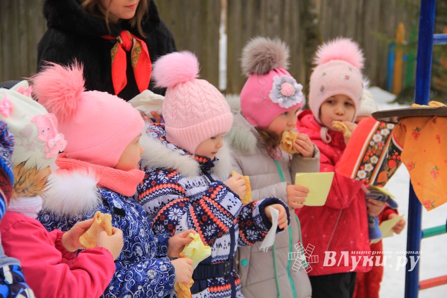 В детском саду №26 зиму провожали и блины поедали...(ФОТО, ВИДЕО)