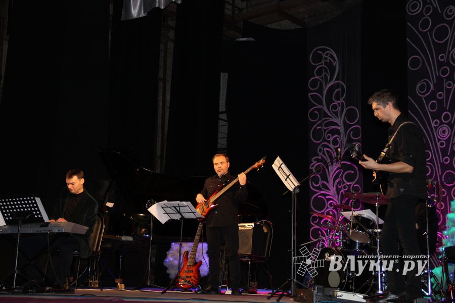 В Великих Луках состоялся концерт «Рождественский джаз» (фото)