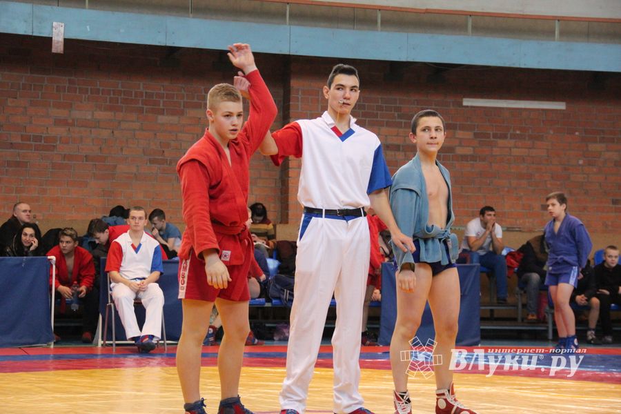 Великолукские самбисты завоевали 45 медалей на открытом первенстве города (ФОТО)