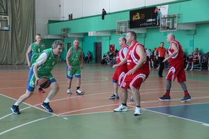 Великолучане одержали победу на межрегиональном турнире ветеранов баскетбола (ФОТО)